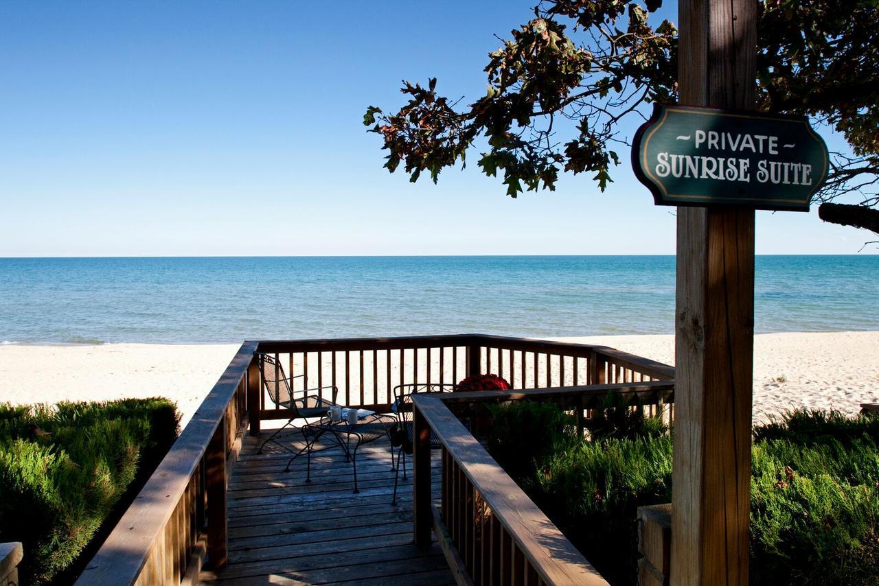 Huron House Bed & Breakfast Oscoda Bagian luar foto