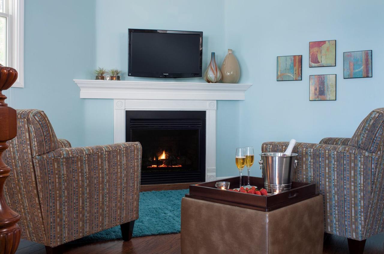 Huron House Bed & Breakfast Oscoda Bagian luar foto